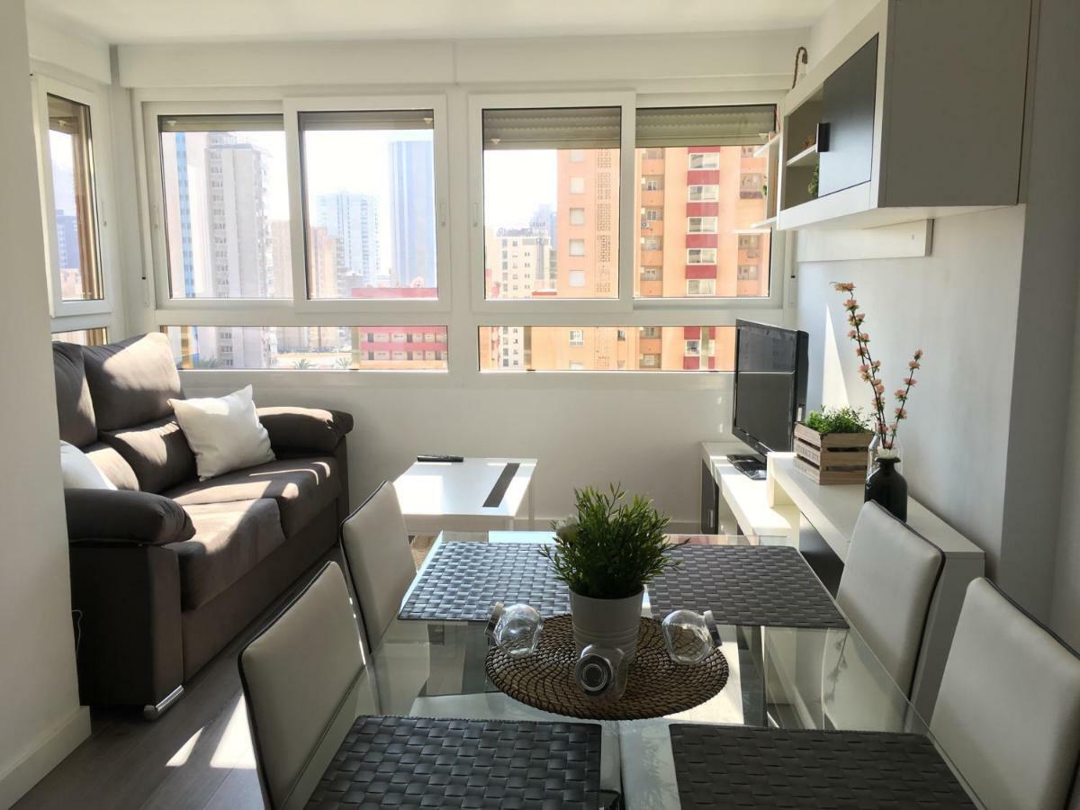 El Apartamento De Cristian Benidorm Dış mekan fotoğraf